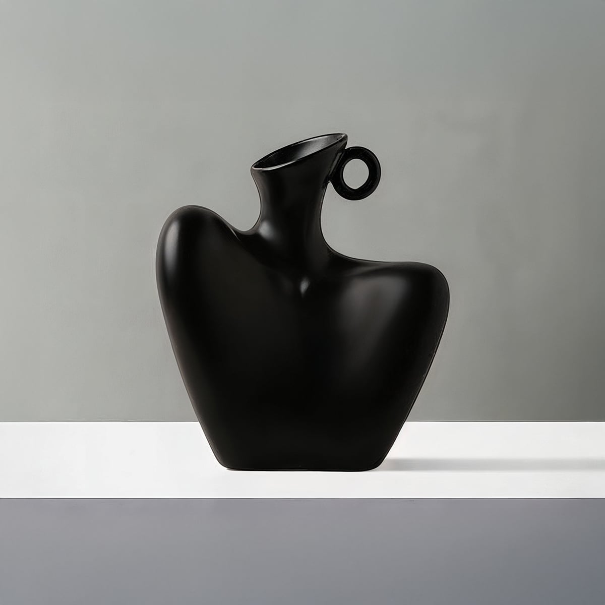 فازة فخار أسود  - 20x10 سم